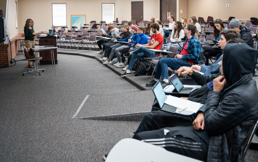 Room full of students in a ministry lecture